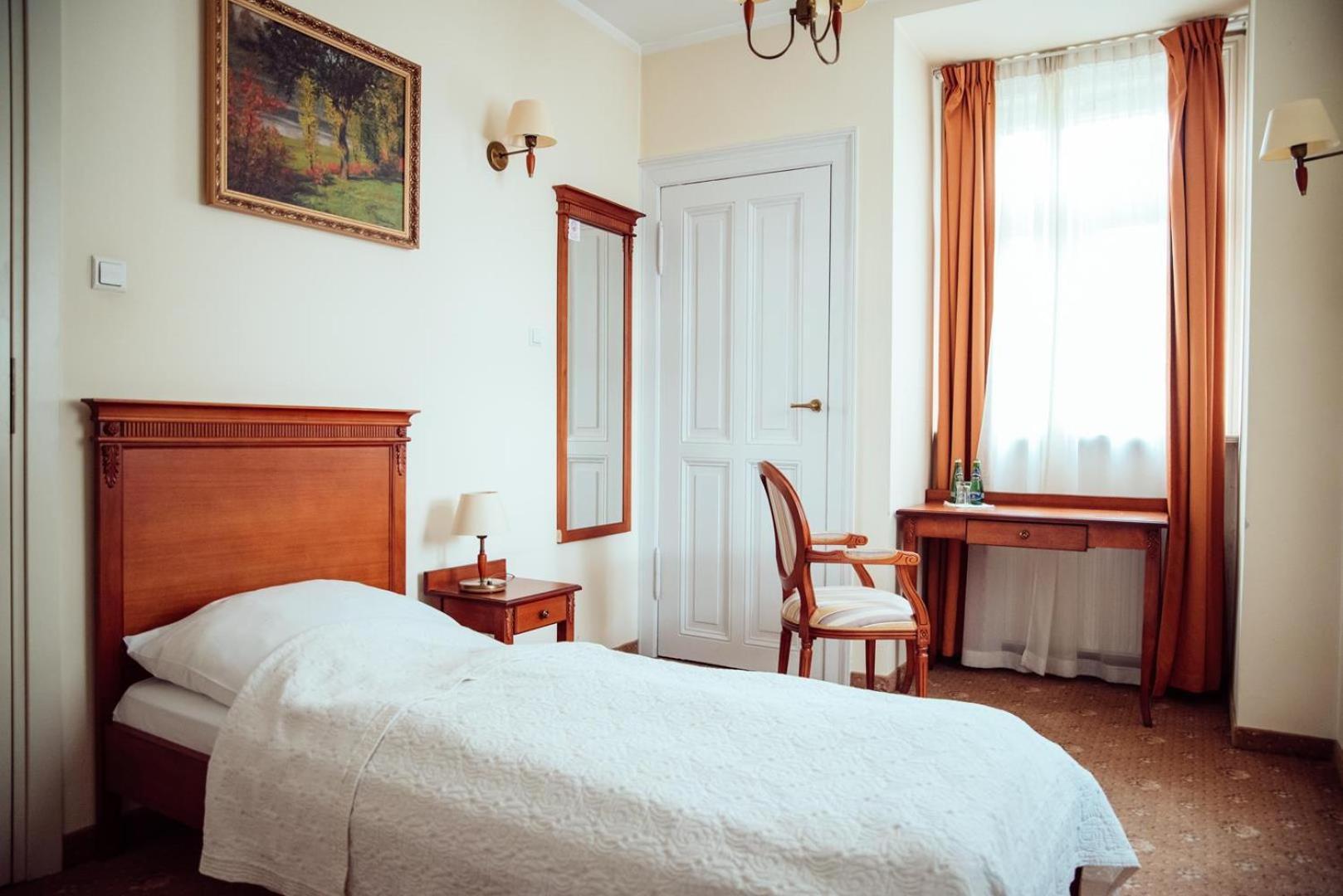 Zespół Pałacowo-Parkowy w Ostromecku Ostromecko Exterior foto