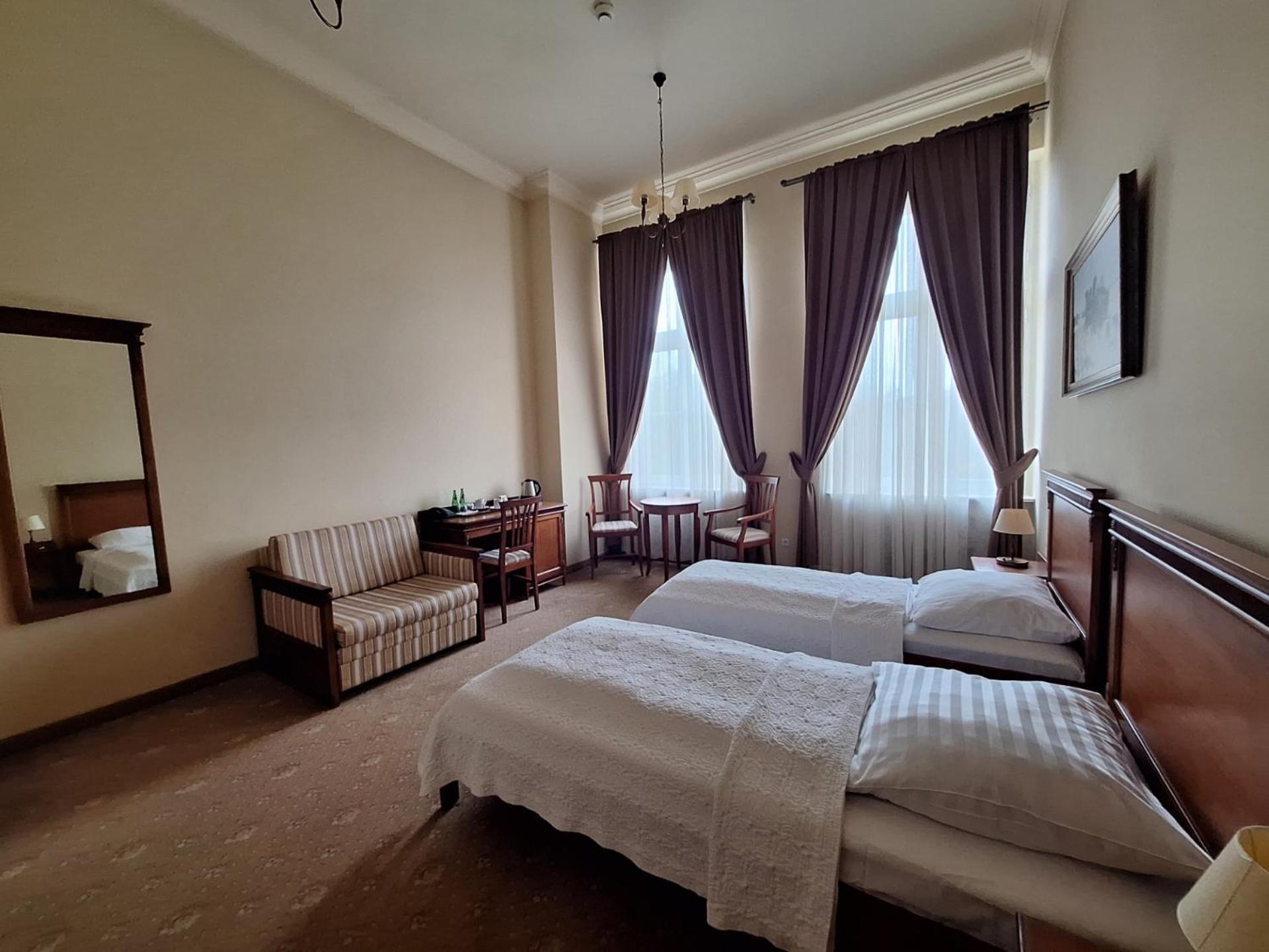 Zespół Pałacowo-Parkowy w Ostromecku Ostromecko Exterior foto